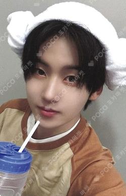 Kick Out, Flip Now! MAKESTAR Kyehoon photocard image
