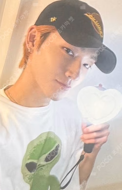 THE BOYZ OFFICIAL LIGHT STICK V2