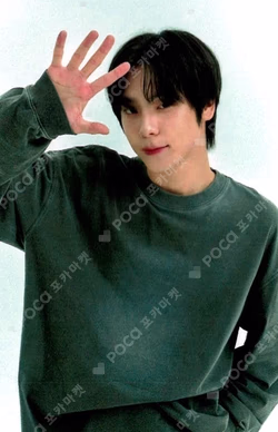 EI8ER LIMITED meets: [OMEGA X] RANDOM TRADING CARD