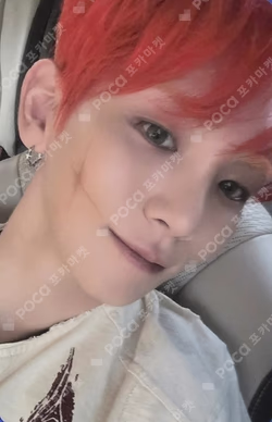 HUNTER Archive Ver. Key photocard image