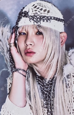 HUNTER Talisman Ver. Key photocard image