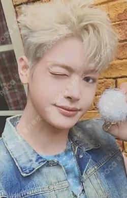 Snowy Summer POP-UP STORE REWARD Ma Jingxiang photocard image