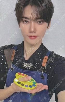 Dare to Crave NY MUSIC MINHEE photocard image