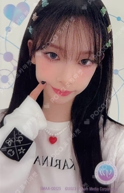 MY-J KARINA photocard image