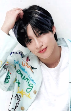 SHINee WORLD VII [E.S.S.A.Y] FORTUNE SCRATCH SET TAEMIN photocard image