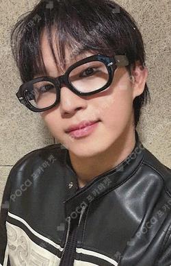 The Young Man and the Deep Sea EVERLINE LIM HYUNSIK photocard image