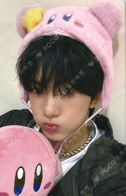 YOUNI-T JUMP UP KYUNGMUN photocard image