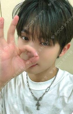 YOUNI-T SOUND WAVE WOONO photocard image