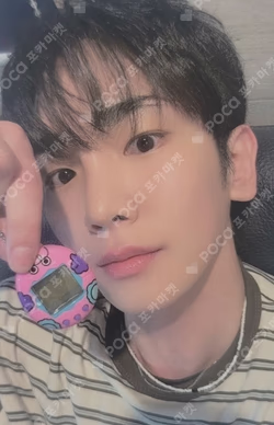 BOK-SILLee Tamagotchi X HUNTER SMini Ver. Key photocard image