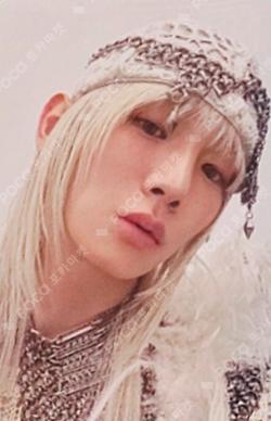 BOK-SILLee Tamagotchi X HUNTER SMini Ver. SM STORE Key photocard image