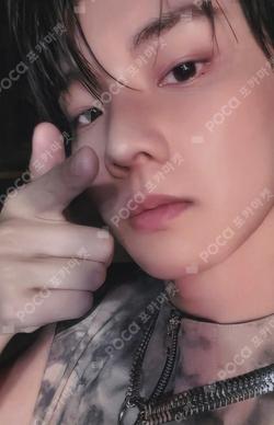 THE BOYZ [THE BLAZE] WORLD TOUR in SEOUL TRADING CARD Q photocard image