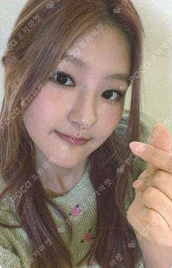 KISS OF LIFE x EVERLINE POP-UP STORE ACRYLIC GRIPTOK HANEUL photocard image