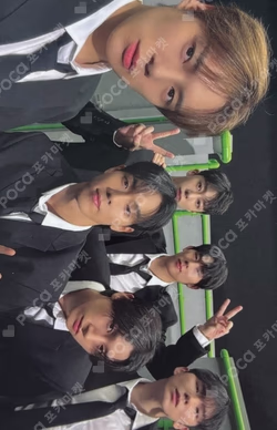 2025 MONSTA X CONNECT X RANDOM PHOTOCARD PACK