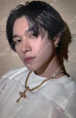 Haidilao x WayV HENDERY photocard image