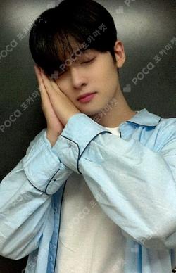 YOUNI-T MUSIC&DRAMA WOONO photocard image