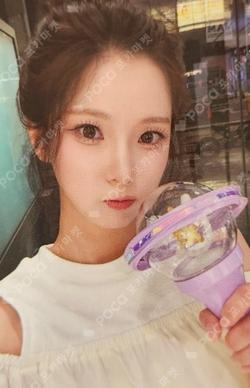 OFFICIAL LIGHT STICK 2 YUJIN photocard image