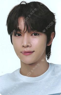 SMTOWN LIVE 2025 in LONDON SPECIAL GIFT SUNGCHAN photocard image