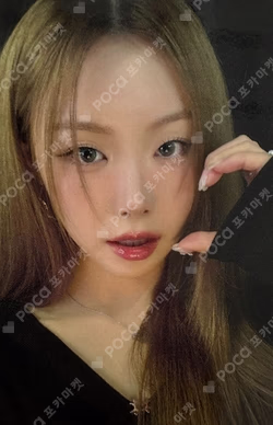 Billlie World Tour ‘Our FLOWERLD (Belllie’ve You)’ in SEOUL T-SHIRT SUHYEON photocard image
