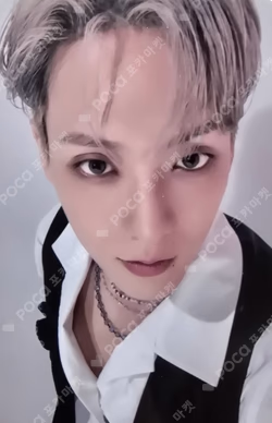 HOOK fromm store LEE MINHYUK photocard image