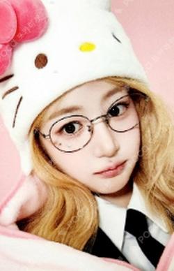 Day & Night MUVVE YEWON photocard image