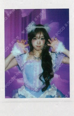 Blooming Wings APPLEMUSIC LUCKY DRAW YENA photocard image