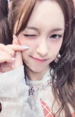 Day & Night fromm store CHANELLE MOON photocard image