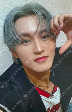 Go Back To The Future JUMP UP MARK photocard image