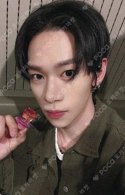 YOUNI-T MUSICART STEVE photocard image