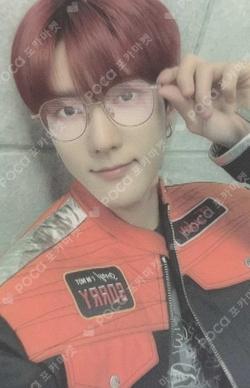 WHAT’S GOIN’ ON JUMP UP JUNGHOON photocard image