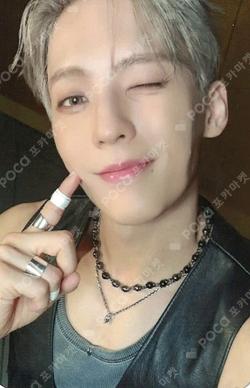 HOOK EVERLINE LEE MINHYUK photocard image