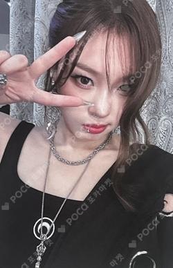 BUBBLE GUM POCAALBUM ver. CHAEHYUN photocard image