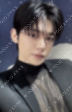 TOMORROW X TOGETHER WORLD TOUR [ACT : TOMORROW] Zip-Up Hoodie YEONJUN photocard image