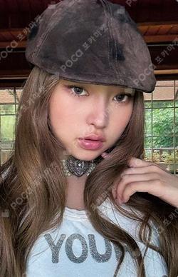 DANCING ALONE MYMUSICTASTE HAUM photocard image