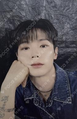 2025 LUCY CONCERT 'CHECK IN : TOKYO' Guitar Pick SHINYECHAN photocard image
