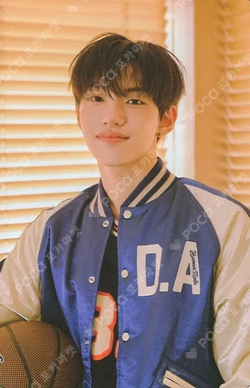 CLOSER TO MY ARCHIVE TRADING PHOTOCARD