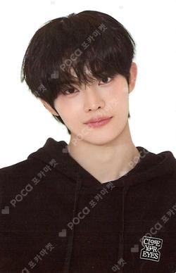 CLOSER TO MY ARCHIVE TRADING PHOTOCARD Jeon Minwook photocard image