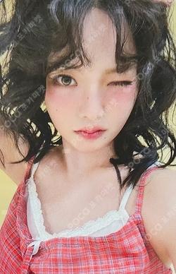 THE STAR KEENA photocard image