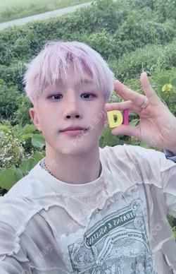 DICE BROADCAST JINJIN photocard image