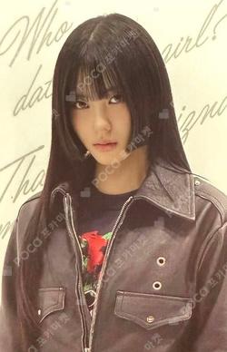 izna The First POP-UP STORE N/a ACRYLIC PHOTO STAND KOKO photocard image