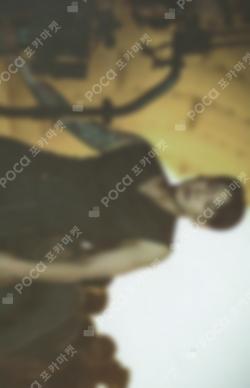 GOLDEN : The Moments PHOTO CARD SET JUNGKOOK photocard image