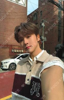 NEW CHAPTER : LUCEAT knpops YOOJUN photocard image