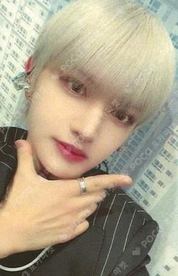 NEW CHAPTER : LUCEAT EVERLINE BIT photocard image
