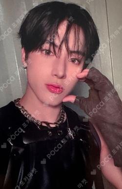 THE BOYZ [THE BLAZE] WORLD TOUR in SEOUL 트레이딩 카드 ERIC photocard image