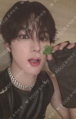 THE BOYZ [THE BLAZE] WORLD TOUR in SEOUL KEYCAP KEYRING ERIC photocard image