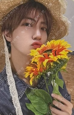 Dare to Crave WITHMUU WONJIN photocard image
