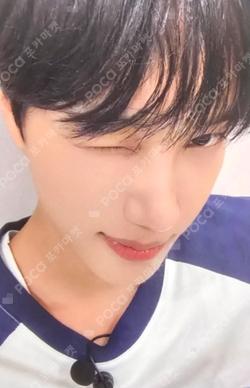 Wait On Me EVERLINE LUCKY DRAW KAI photocard image