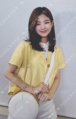 Light Ring LIA photocard image