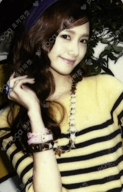 Oh! YOONA photocard image
