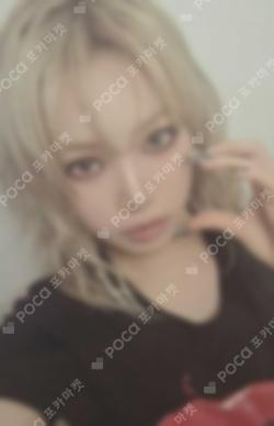 CRAZY WEVERSE LUCKY DRAW KIM CHAEWON photocard image