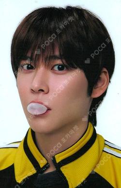 SMTOWN LIVE 2025 in LONDON SPECIAL GIFT EUNSEOK photocard image